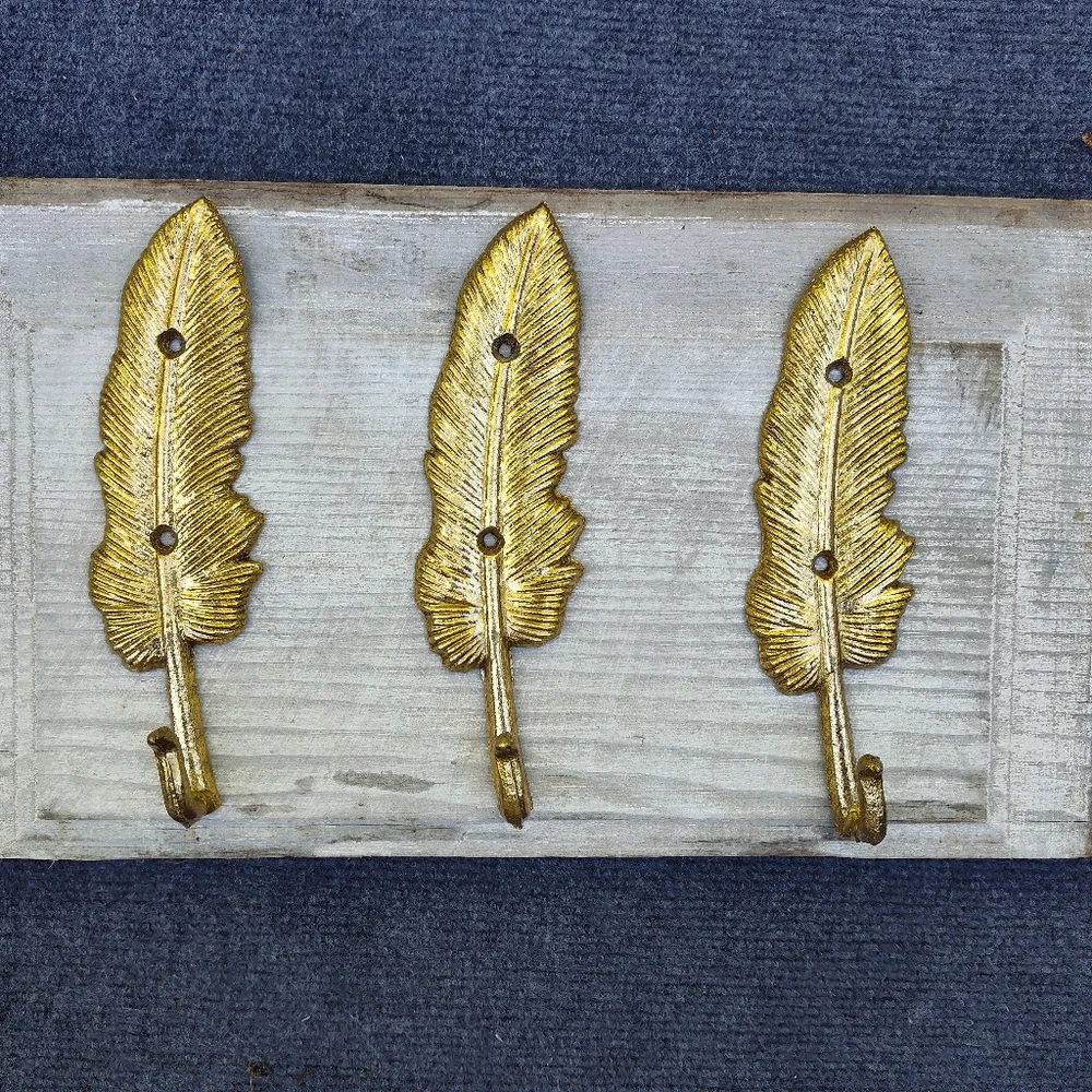 Gold Feather Hooks Wall Decor